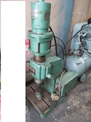 ブラザー工業 リベッティングマシン(カシメ機) BR1-103 | マシンライフ