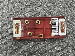 サンドビック チップ 新品 LCMX030308-53
