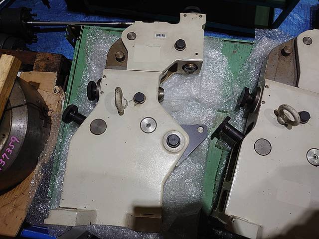 オークマ 振れ止め