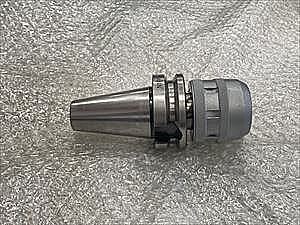 日研 ミーリングチャック BT40-C20-70