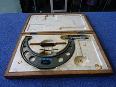 MITUTOYO｜ミツトヨ 外側マイクロメーター OM-175