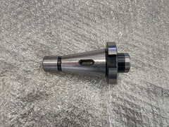 STK モールステーパーホルダー NT40-MTA1