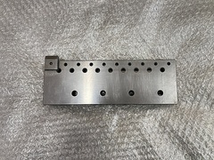 ワイヤーカットバイス