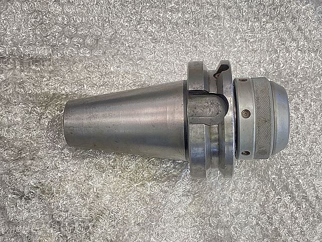 日研 ミーリングチャック BT50-UCH32-84