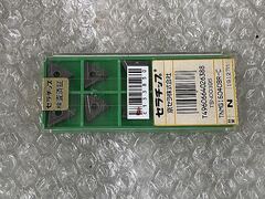 京セラ チップ 新品 TNMG160408R-C