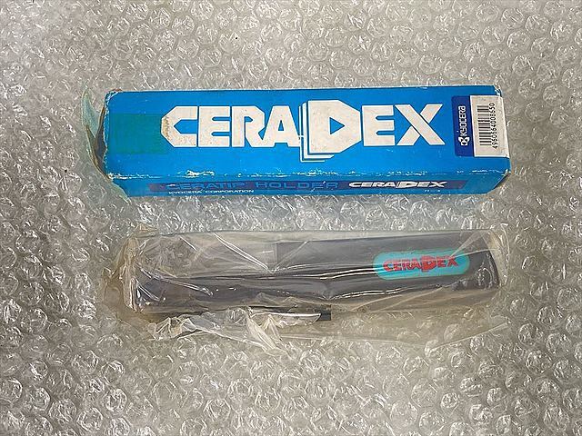 京セラ バイトホルダー 新品 KTTR2525M-22