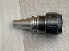 BIG ミーリングチャック BT40-MC32-105