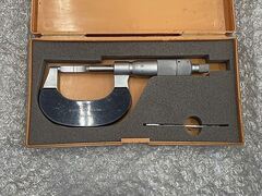 ミツトヨ ブレードマイクロメーター BLM-25(122-111)