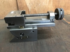 精密二次元バイス