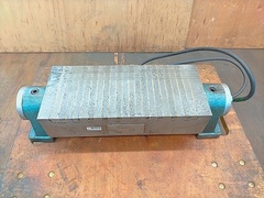 フジ磁工 可傾形電磁チャック FB150×350