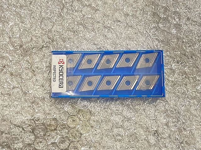 京セラ チップ 新品 DNGG150408L