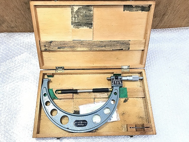 ミツトヨ 外側マイクロメーター M810-225