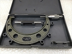ミツトヨ 外側マイクロメーター OM-150(103-142A)