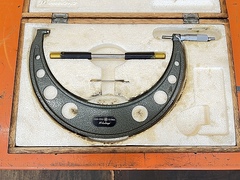 ミツトヨ 外側マイクロメーター OM-250