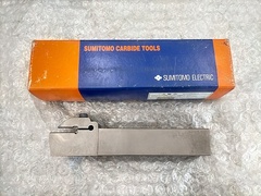 住友電工(イゲタロイ) バイトホルダー GNDMR2525M-518