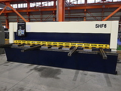 コマツ シャーリング SHF6×410