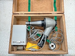 TOPCON 芯出し顕微鏡