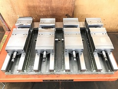 武田機械 4連油圧バイス RTV125-4W