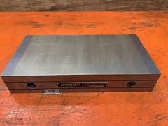 カネテック 両面永磁チャック RMWH-2F1530A