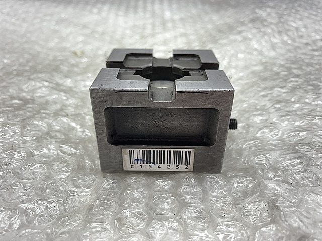 システム3R 電極ホルダー