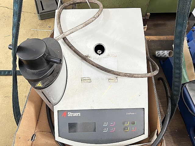 シュトルツ 自動電気油圧式熱間埋込プレス CitoPress/シトプレス 05776127