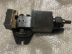 K.K.K. バイス 口幅90mm　口高35mm　口開80mm