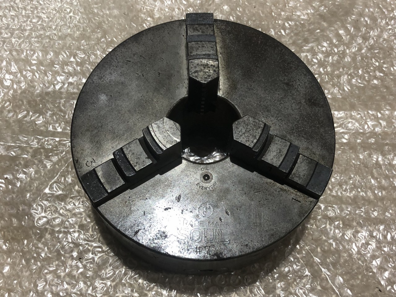 ソール/SOUL 3爪スクロールチャック φ190　＃7