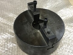 不明 2爪スクロールチャック φ190　ハンドルなし