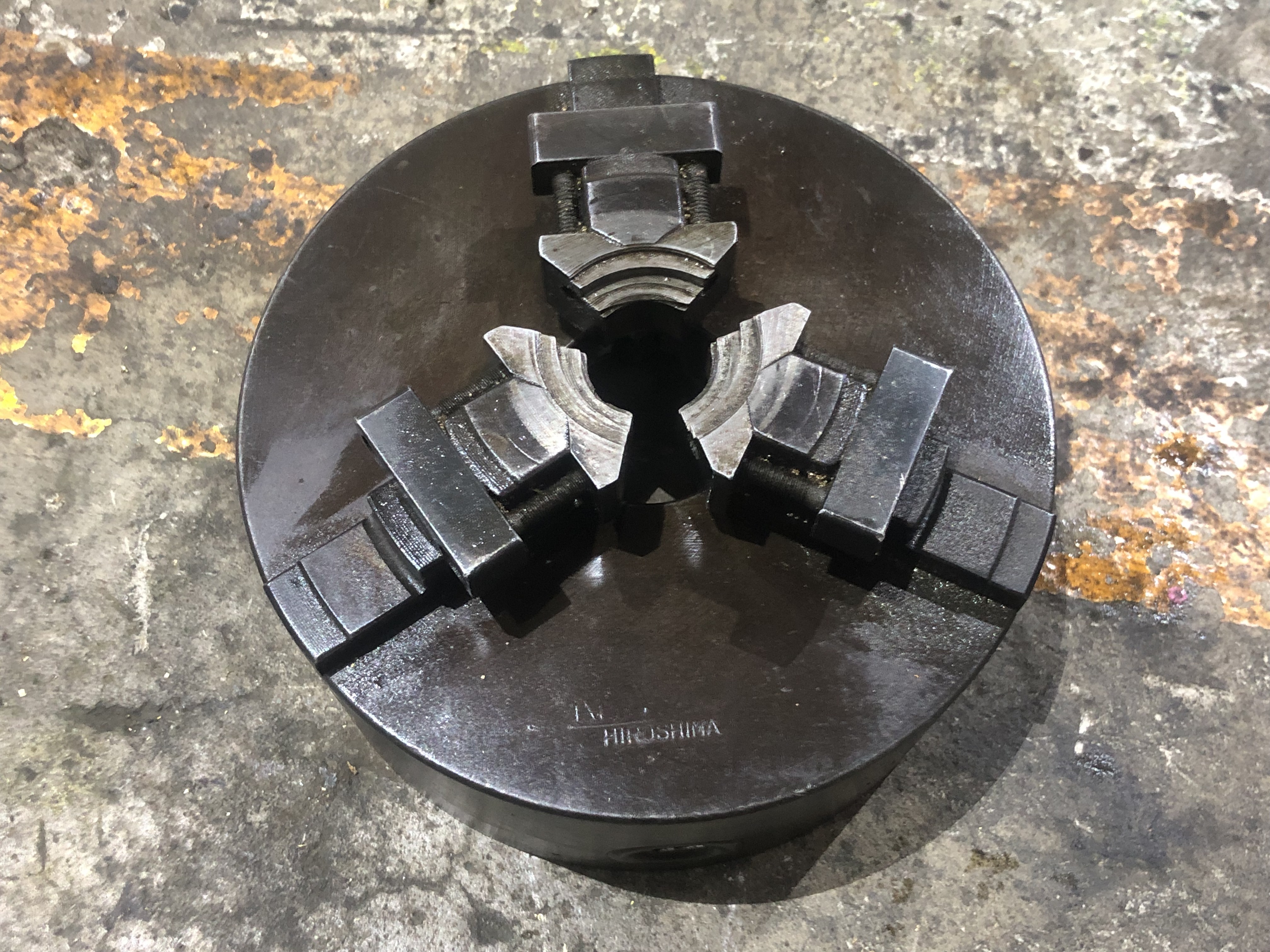 HIROSHIMA 3爪スクロールチャック 【3爪スクロールチャック】φ165