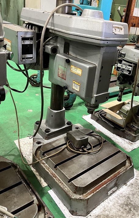 ブラザー工業 リベッティングマシン(カシメ機) BR1-103 | マシンライフ