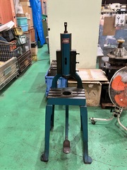 モミ山プレス ケトバシ