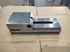 JAM 精密バイス NS150