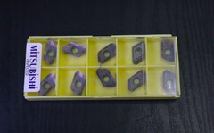 MITSUBISHI チップ   XDGT1550PDER-G30 VP15TF 10個　未使用