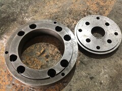 チャックのプレート（フランジ）