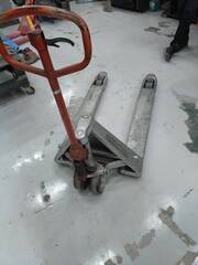 ビシャモン ハンドパレットトラック