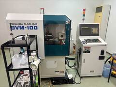 東芝機械(Ahibaura Machine) 超精密マシニングセンター UVM-100A