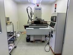 東芝機械(Ahibaura Machine) 超精密マシニングセンター UVM-350B