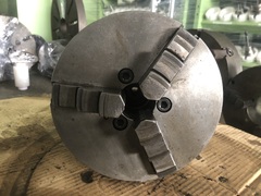 不明 3爪スクロールチャック 【3爪スクロールチャック】【外径：190】