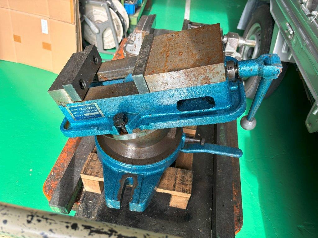 ナベヤ マシンバイス LT-50