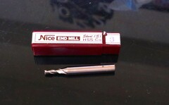 NICE エンドミル 　3　未使用