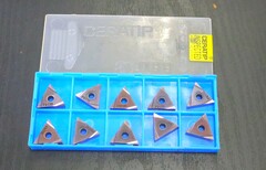 京セラ チップ　 XTNEG160404L-SSFBMD 10個　未使用