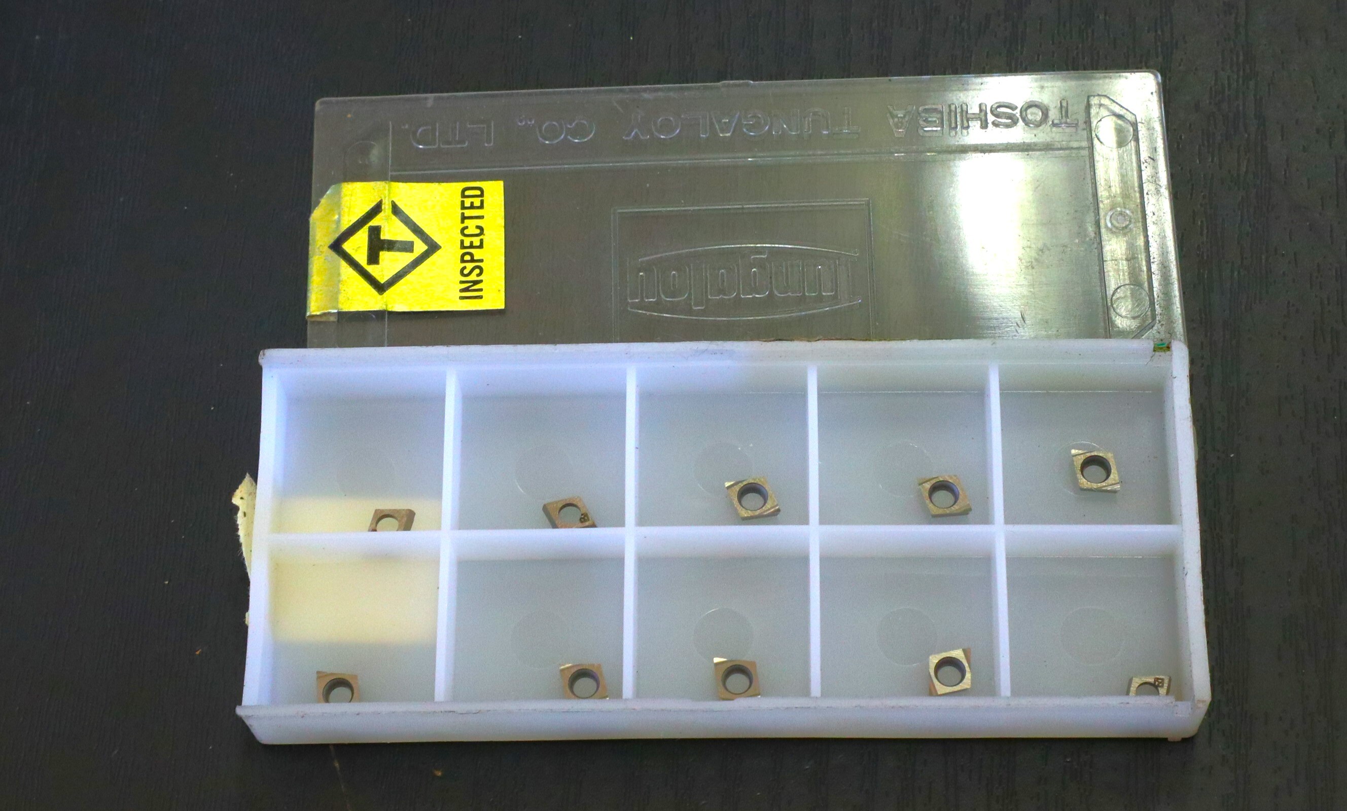 タンガロイ チップ 　EPGT040102L-W08 10個　未使用