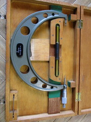 MITUTOYO｜ミツトヨ スプラインマイクロメーター SPM-200