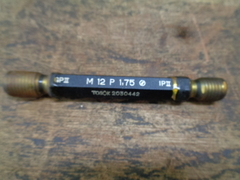 ネジゲージ M12×1.75