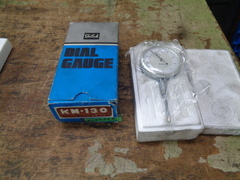 テクロック ダイヤルゲージ KM-130