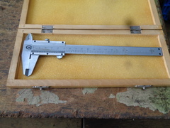 ノギス 150mm