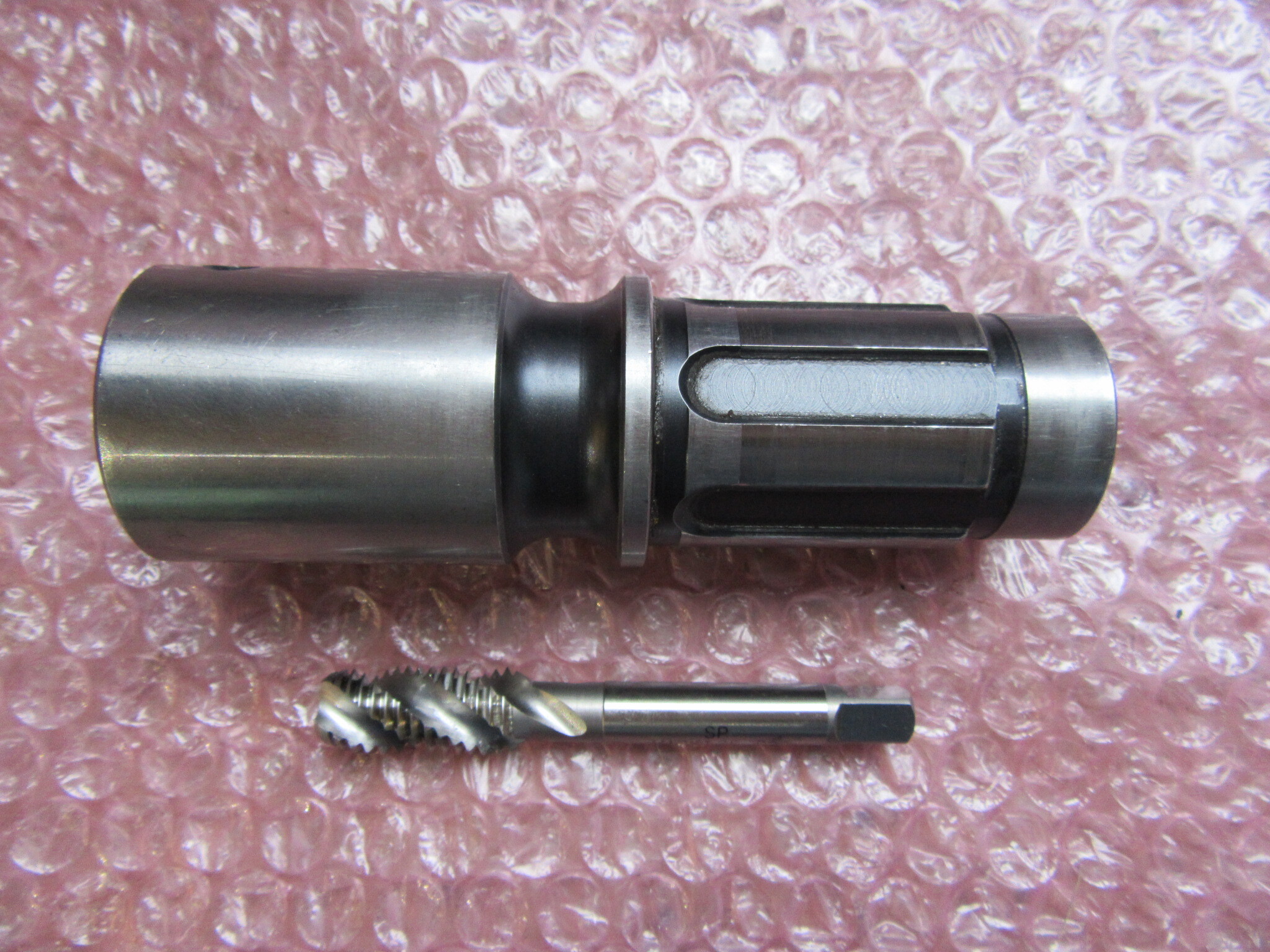 大昭和精機/BIG DAISHOWA タップホルダー T33-M12　ハンドタップ：M12x1.75