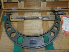 ミツトヨ マイクロメーター OM-350