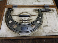 ミツトヨ マイクロメーター OM-175