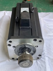 安川電機 ACサーボモーター USAFED-30CB2SE